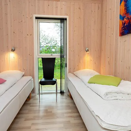 6 Person In Fjerritslev-by Traum